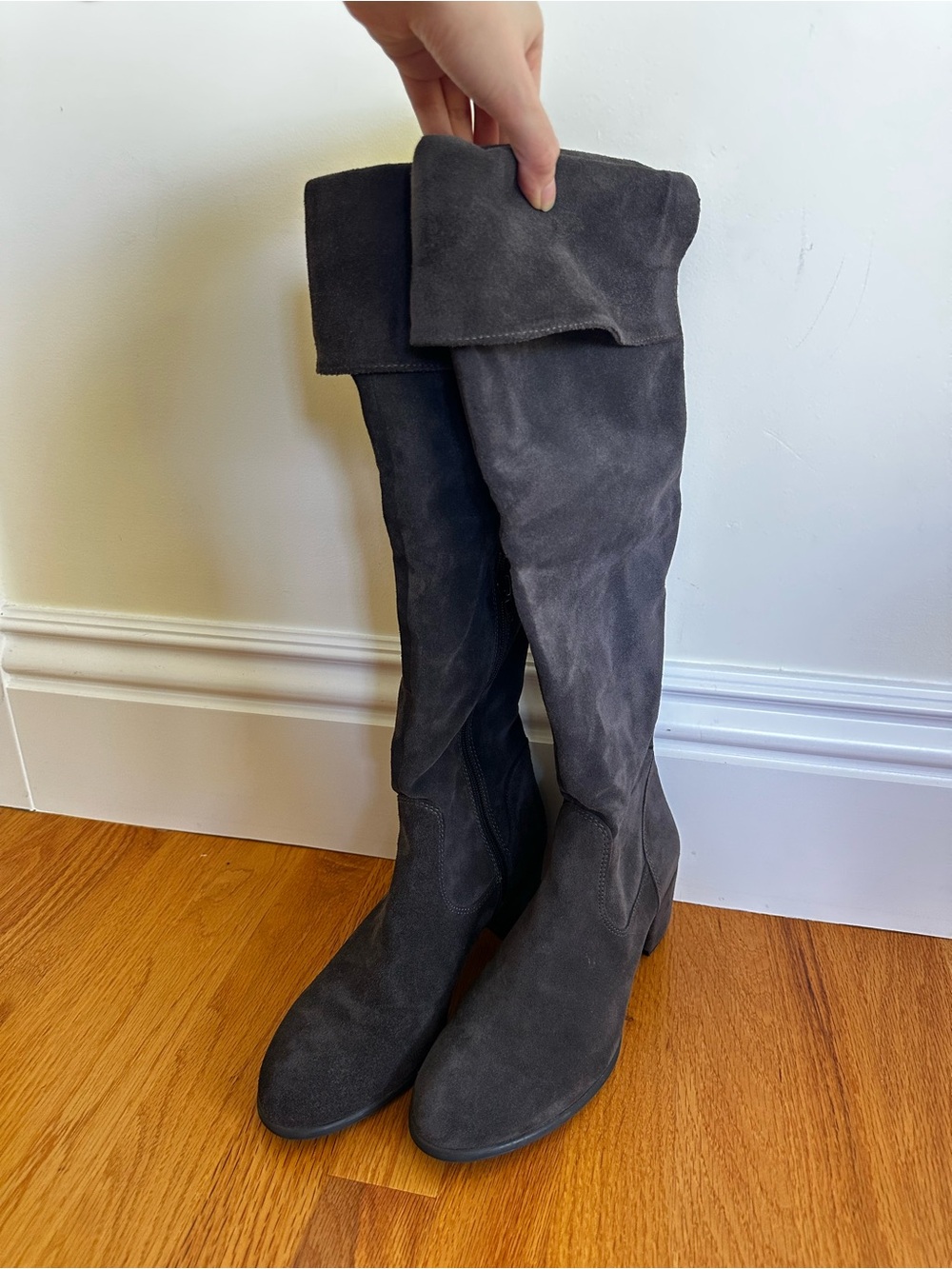 Tamaris Joyce Anthracite Women's Fold-Over Suede Knee Boots - Dark Brown 8.5M